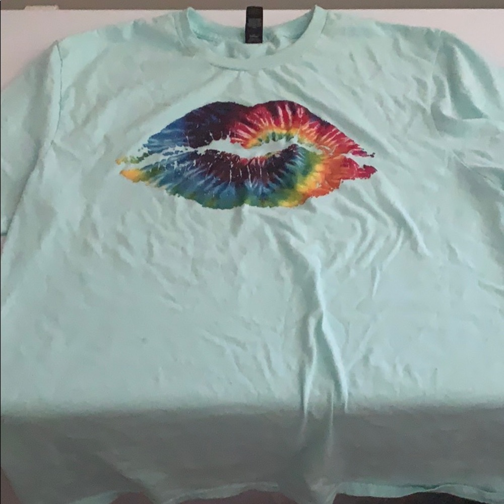 Lips Graphic Tee